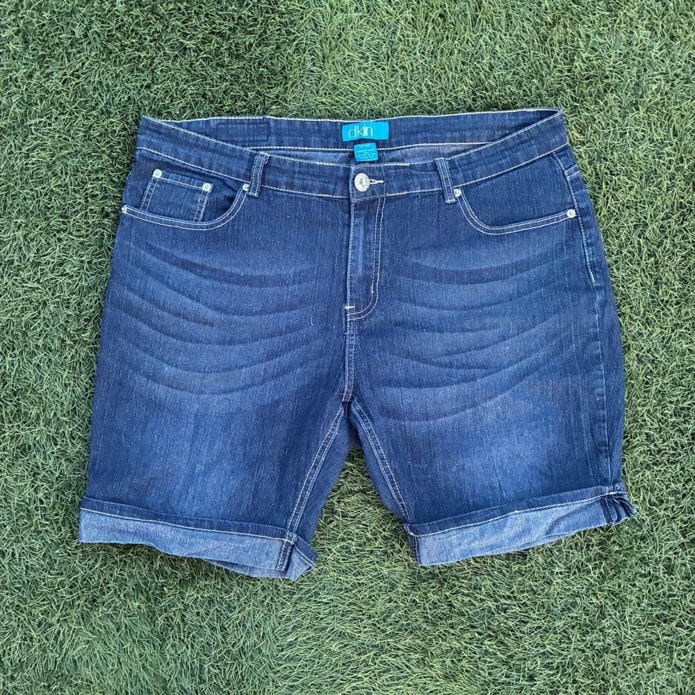 Dkin Womens 18W 38x8 Denim Bermuda Shorts Dark Wash Embroidered Cuffed Y2K
